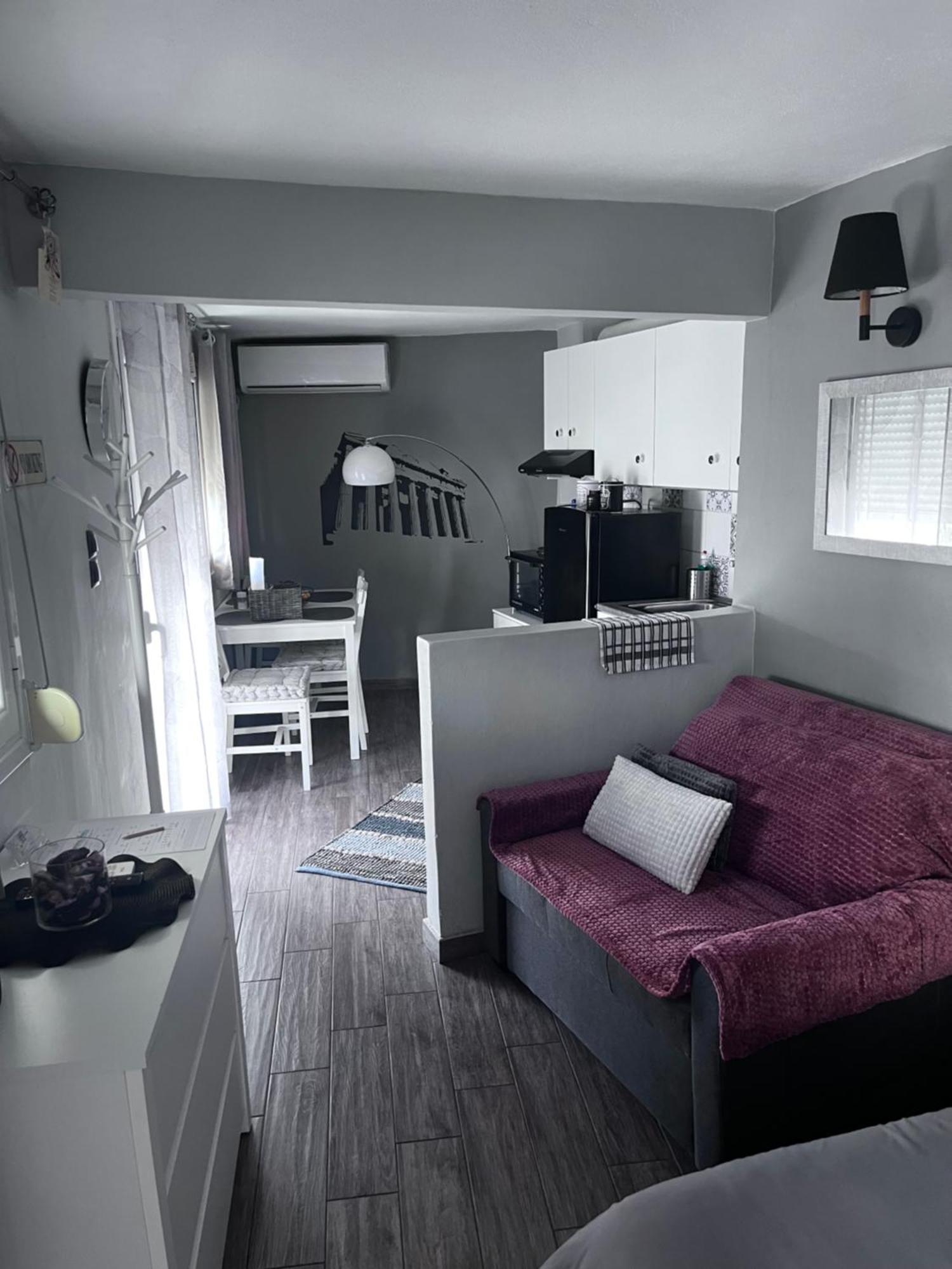 Cozy Studio Apartment In The Heart Of Athen Eksteriør bilde