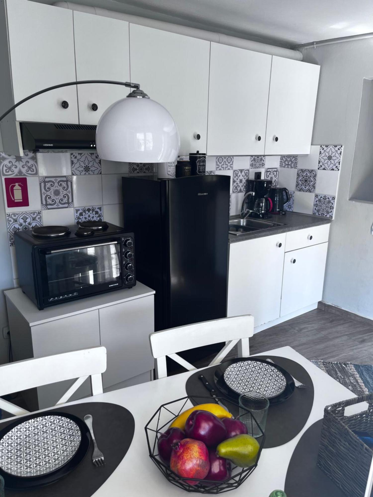Cozy Studio Apartment In The Heart Of Athen Eksteriør bilde
